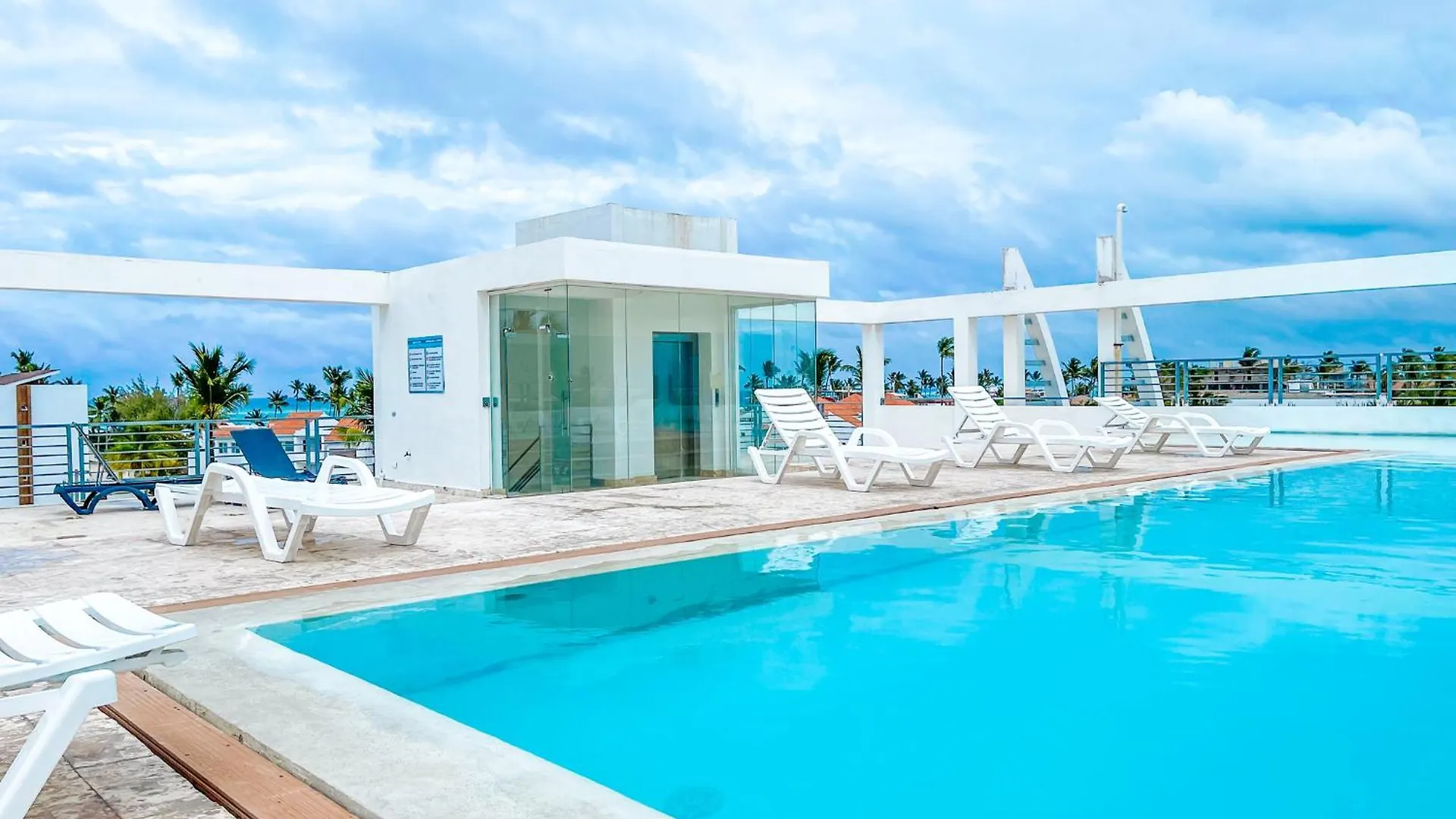 Studios Suites Rooftop Pool Ducassi Hotel Bavaro Beach Club & Spa プンタ・カナ